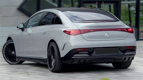 Mercedes-EQE-2023